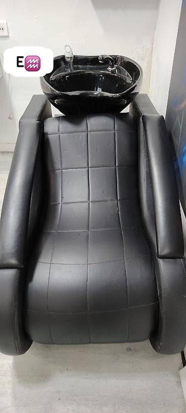 ELMİRA ♒️ Sac moykası yaxsi veziyyətdədir 6 aydı alinib Qiymeti