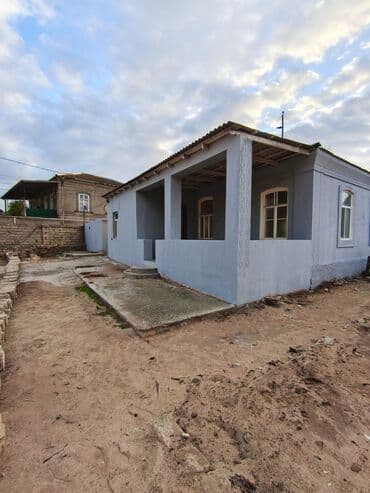 qutqaşınlı küçəsi: 3 otaqlı, 88 kv. m, Kredit var, Orta təmir — 1