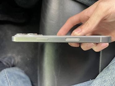 islenmis noutbuklar: IPhone 16 Pro, 128 GB, Natural Titanium, Face ID — 2