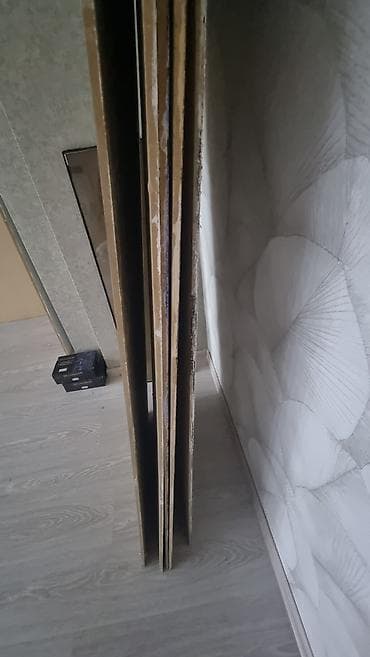 Древесные плиты: MDF lövhələr dəsti qalınlığı 8ml eni-80sm uzunluğu-2,10sm olanlar hər — 2