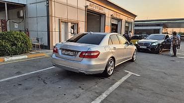 mercedes e240 kompressor: Mercedes-Benz E 220: 2.2 l | 2013 il Sedan — 2