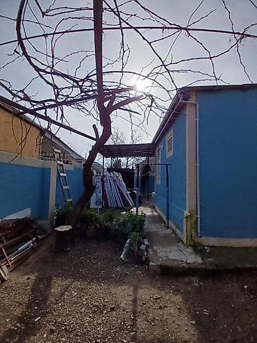 heyet evi: 3 otaqlı, 140 kv. m — 10