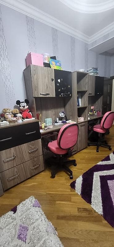 Oğlan və qız üçün, Yazı masası lalafo.az -da Oğlan və qız üçün, Yazı masası