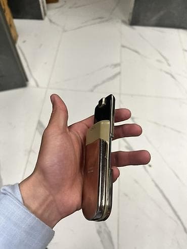 telefon lambard: Nokia 8 Sirocco, rəng - Gümüşü, Düyməli — 4
