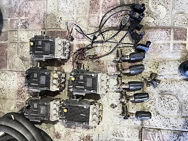 momo sekilleri: Yüksək təzyiqli yuma aparatları üçün komplekt nasos və aksesuarlar — 1