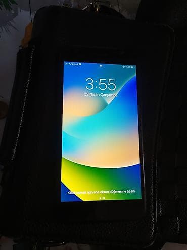 xs ipone: IPhone 7 Plus, 128 GB, Qara, Barmaq izi — 2