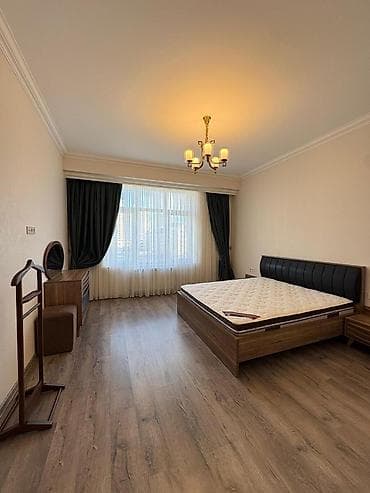 Mənzillər: İcarəyə verilir 4 otaqlı yeni tikili 165 m², Ağ şəhər q. Kateqoriya — 2