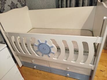 решотка: Для девочки и мальчика, Б/у, Четырехугольная, Колыбель, С бортиками, С матрасом, Без механизма качания — 2
