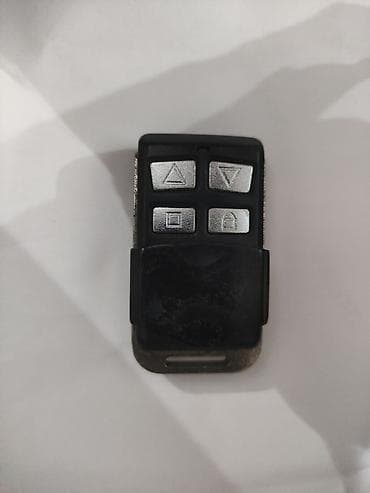 su daciki: Avtomatik jalüz qapı – pultla idarə olunan - Material: metal — 2