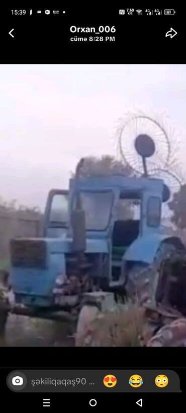 mtz 82 turbo: Mavi rəngli MTZ tipli traktor, kabinalı. Ön hissədə baca/egzoz və — 3