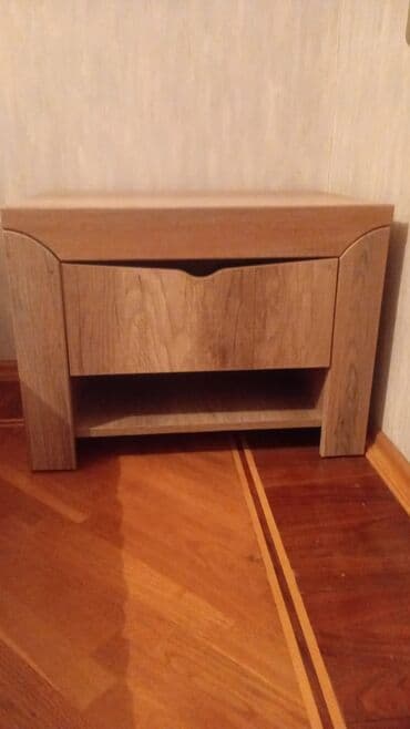 Masalar və oturacaqlar: İkinəfərlik çarpayı — 5