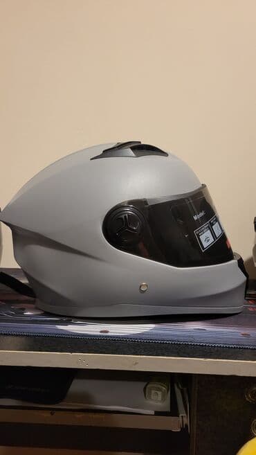 bu avtomobil traktor variantı: Moto dəbilqələri.Yenidir.Ceşidlər var.2 visorludu( elave oz ackisi — 7