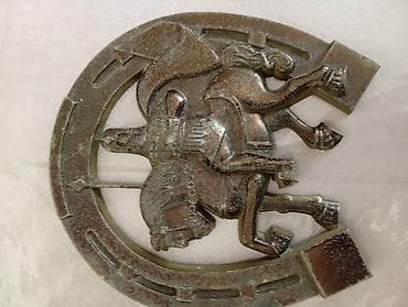 divar saatı: Masaüstü saatlar, Elektron — 3