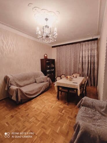 qobu lokbatan yolu: Bakı, 3 otaqlı, Köhnə tikili, m. Xalqlar Dostluğu, 65 kv. m — 2