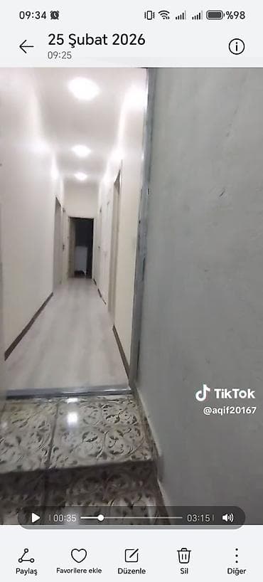 Qarajlar: Satılır: Həyət evi Xırdalanda Aff parkının girişində təcili olaraq — 2