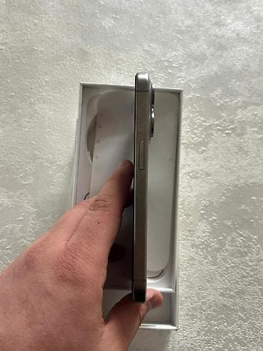 iphone 13 ikinci el: IPhone 15 Pro, 128 GB, Natural Titanium, Face ID — 3