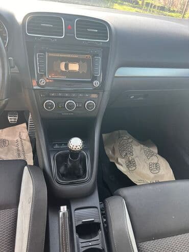 Аксессуары и тюнинг: Volkswagen Golf R: 2 л | 2010 г. Купе — 5