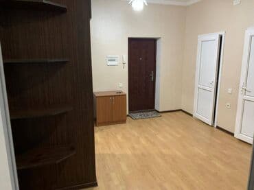 28 mayda 2 otaqli kiraye evler: 8 noyabr metrosuna Aviasiya universitetinə yaxın 18 mertebeli binanın — 3