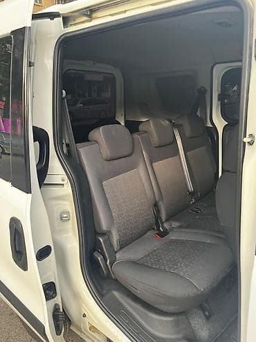 vaz qapi: Fiat Doblo: 1.4 l | 2014 il 25000 km Van/Minivan — 4