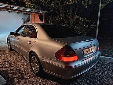 ij diski: Mercedes-Benz E-Class: 2.7 l | 2004 il Sedan — 10