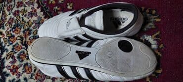 barya ayakkabı: Krasovka Adidas olcusu 40 yaxshi veziyetdedir yunqul ve rahatdir — 5