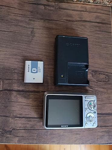 sony a6700: Məhsul: Sony Cyber-shot rəqəmsal fotoaparat (model seriyası DSC – arxa — 2
