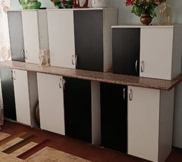 Matraslar: Mətbəx üçün modul şkaf dəsti - İki rəngli dizayn: ağ və qara qapılar — 1