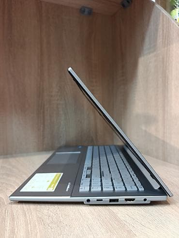 klas 6: Asus VivoBook Go E1504GA — 8