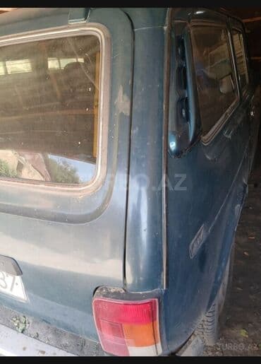 ilkin odenis 2500 azn avtomobil: VAZ 2121 Niva – 1996 - Kuzov: klassik Niva gövdəsi, ön dairəvi — 10