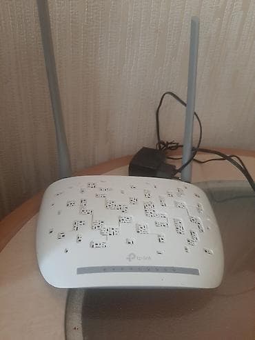 Комплектующие для ПК и ноутбуков: TP-Link iki antenalı Wi‑Fi router Xüsusiyyətlər: - Marka/model — 1