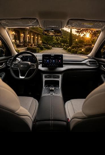 mersedes s class: BYD Qin Plus DM-i sedan - Kuzov: 4 qapılı sedan, qara rəng - Güc — 5