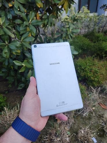 oneplus 9: İşlənmiş Samsung Galaxy Tab 4, 9,6", < 64 GB, Ödənişli çatdırılma — 1