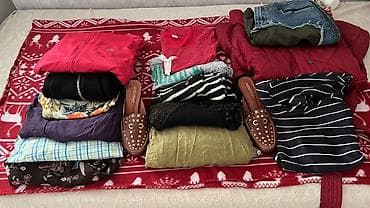 Qadın geyimləri və ayaqqabı dəsti – qarışıq paket Два пакета вещей