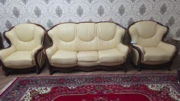 Rəflər: İşlənmiş, Divan, 2 kreslo — 1