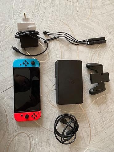 direksiyon oyunu: Nintendo Switch oyun konsolu – Neon Blue/Neon Red Joy-Con Komplekt: - — 2