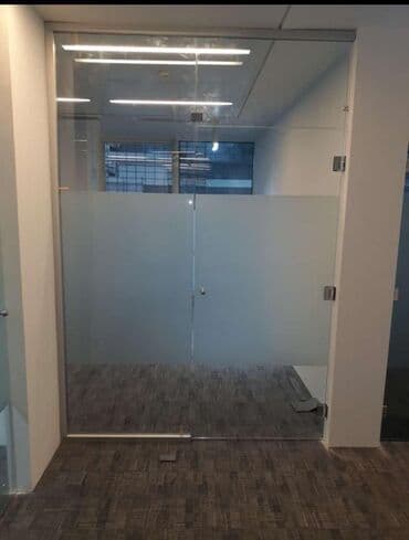 telefon ucun ekran şəkilləri: Rəngli plastik pəncərələrin sifarişi — 21