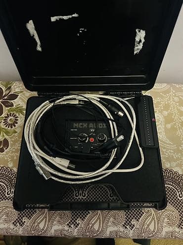 MCX Audio VS – portativ audio interfeys/siqnal prosessoru komplekti