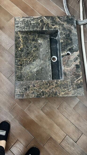 Məhəccərlər: Mərmər üstlü quraşdırma üçün lavabo paneli - Material: təbii mərmər — 3