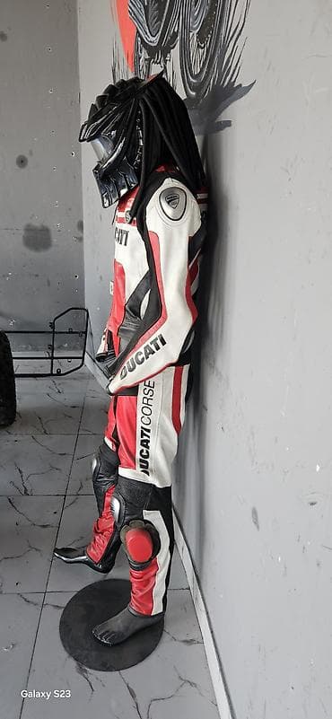 ps 4 disk: Moto qiym bugatdi — 8