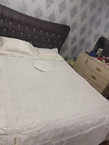 Zərif naxışlı yataq örtüyü dəsti - Rəng: ağ/ivori tonlarında - lalafo.az -da Zərif naxışlı yataq örtüyü dəsti - Rəng: ağ/ivori tonlarında -