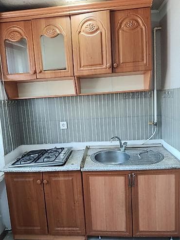 Mətbəx mebeli dəsti – üst və alt dolablar - Material: taxta