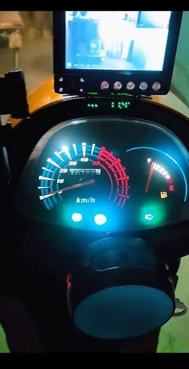 changan uni v: - ZIG ZAD, 80 sm3, 2024 il, 10702 km — 5