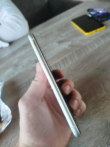 iphone s 32gb: IPhone 11, 64 GB, White Titanium, Face ID, Sənədlərlə — 3
