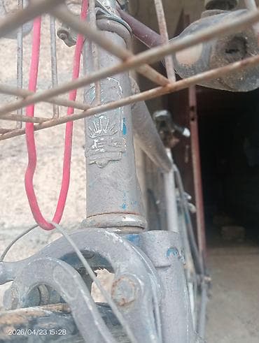 velisoped 16: Xarkov velosiped zavodu istehsalıdır. 1982 ci ilə aidir bilən bilir — 2