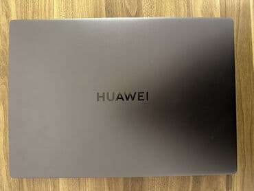 Intel Core i7, 16 GB, 16 "