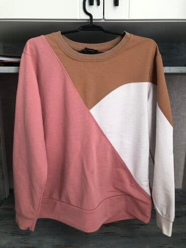 qadın jaketi: Her bırı 2-3defe geyınılıb,razmerler S M,her bırı 15azn — 1