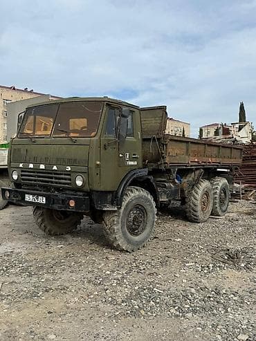 qazel bortu: KAMAZ 6x6 bortlu yük maşını - Marka/model: KAMAZ, 3 oxlu, tam — 1