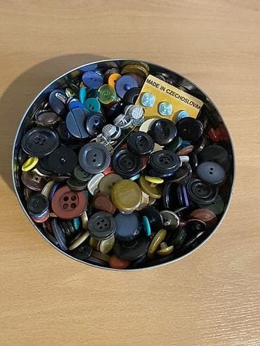 Sovet vaxtindan qalan Tikiş üçün müxtəlif aksesuarlar və alətlər — 9