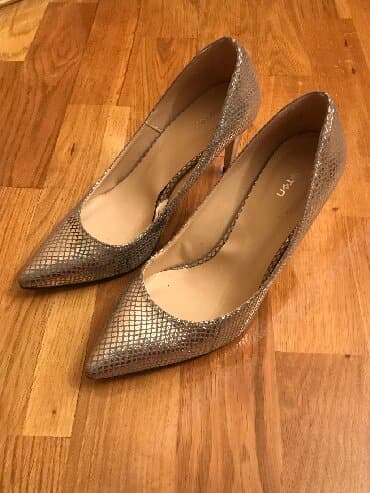 школьные туфли: Туфли, Размер: 38, цвет - Серебристый, Б/у — 2