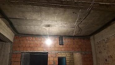 Plitə işləri: Kohne kitablar satilir nagilar var hekayeler oxumadiqimiz ucun satilir — 1